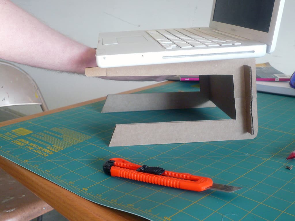 Laptop Stand Deluxe